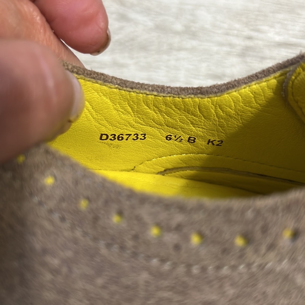 Cole Haan Tan & Yellow Oxford Shoes-6.5B - Picture 7 of 9